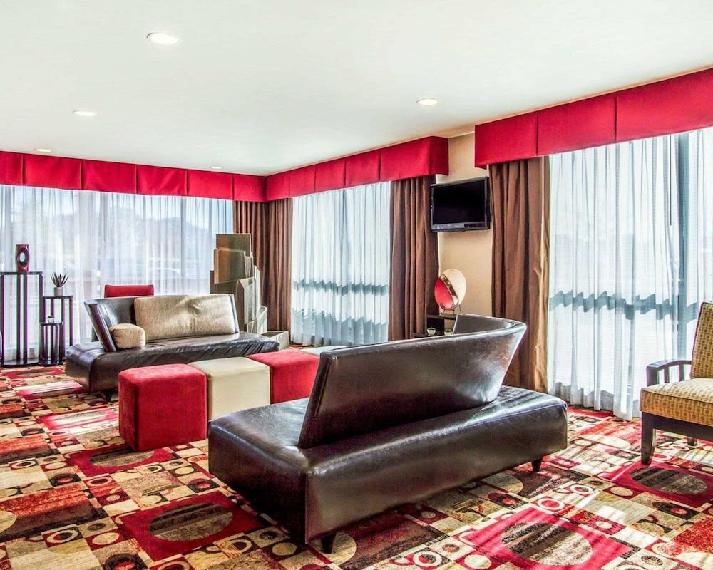 Comfort Suites Florence Shoals Area 2