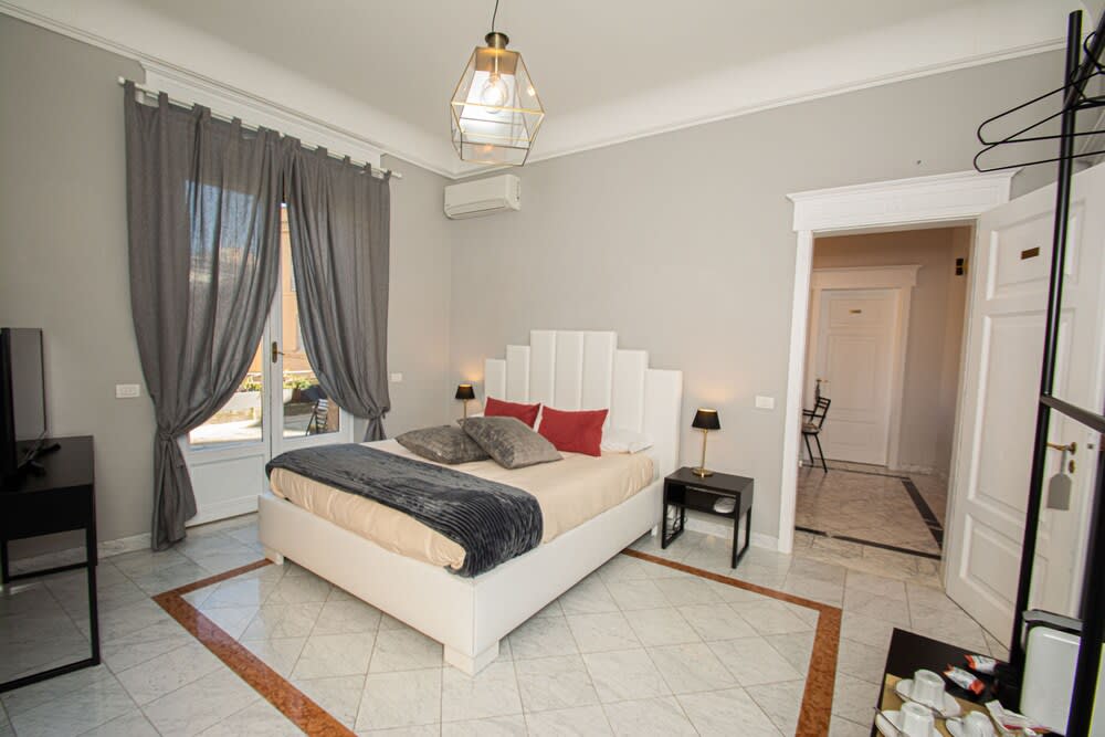 Compasso Suites 1