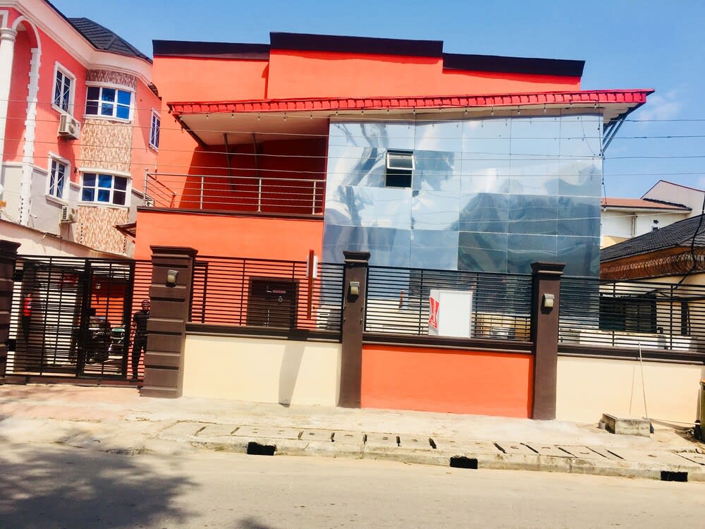 Esporta Hotel Yaba 1