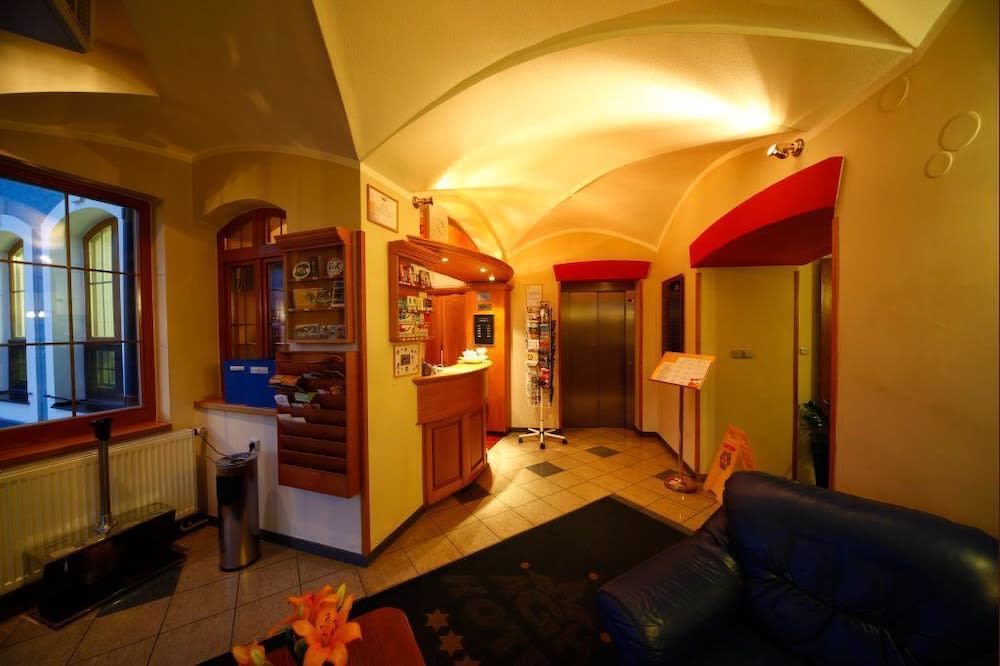AGH Hotel 2
