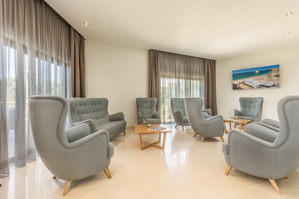 Caneiros Luxury House & Suites 2