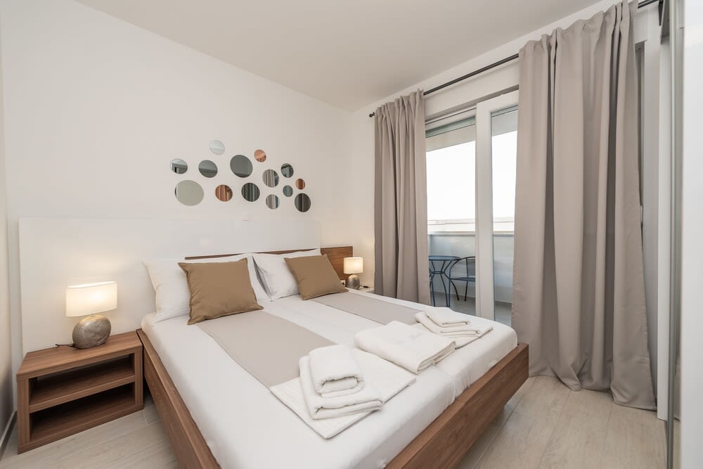 Apartments & Rooms Pool Villas Maris 2