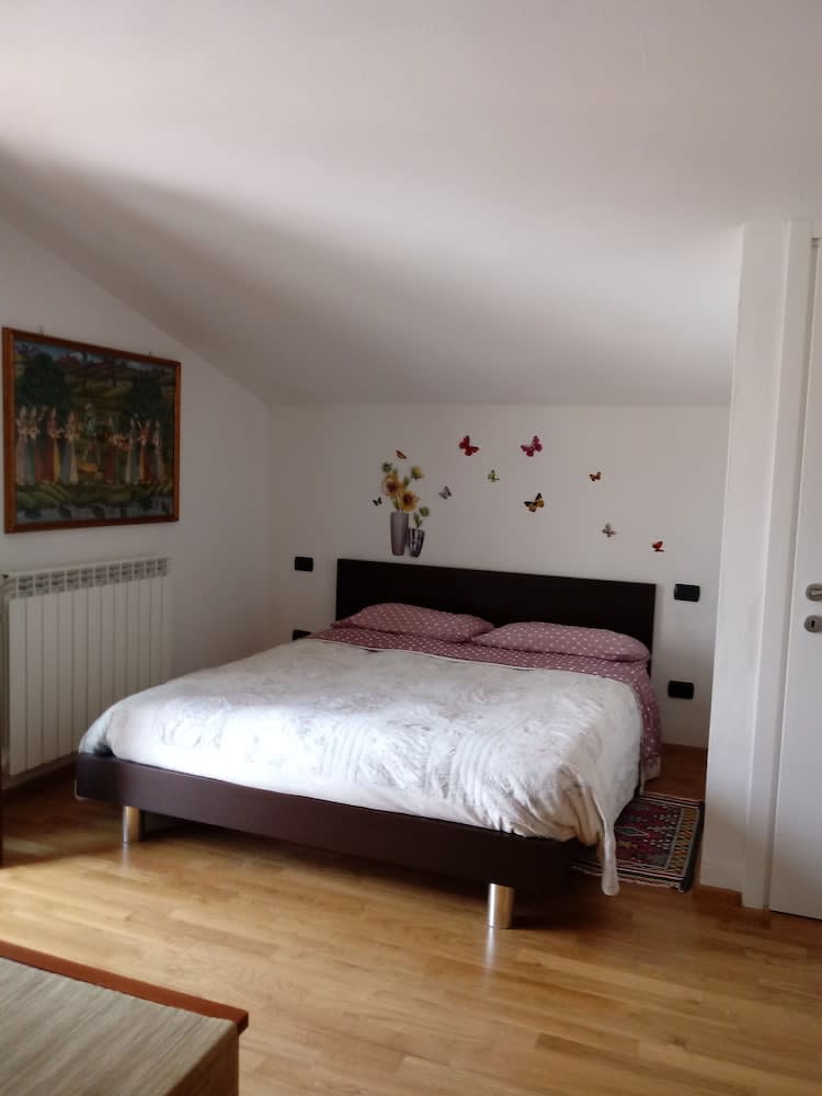Sally's B&B 2