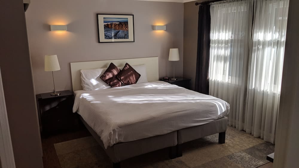 MacLean Guest House 1