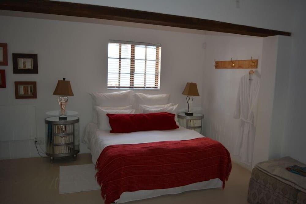 Gecko Cottages 1