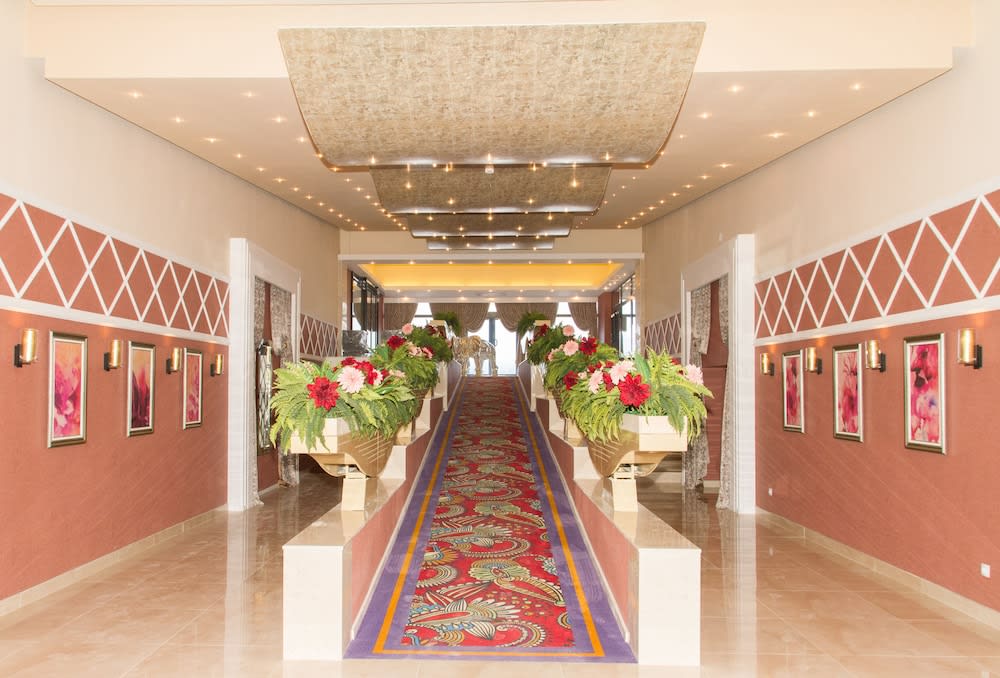 Europe Hotel & Casino All Inclusive 2