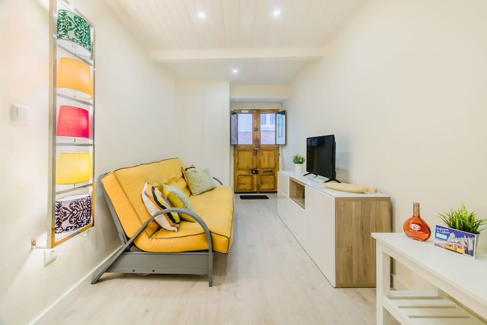 Tram Hideaway | Bica Stay 1