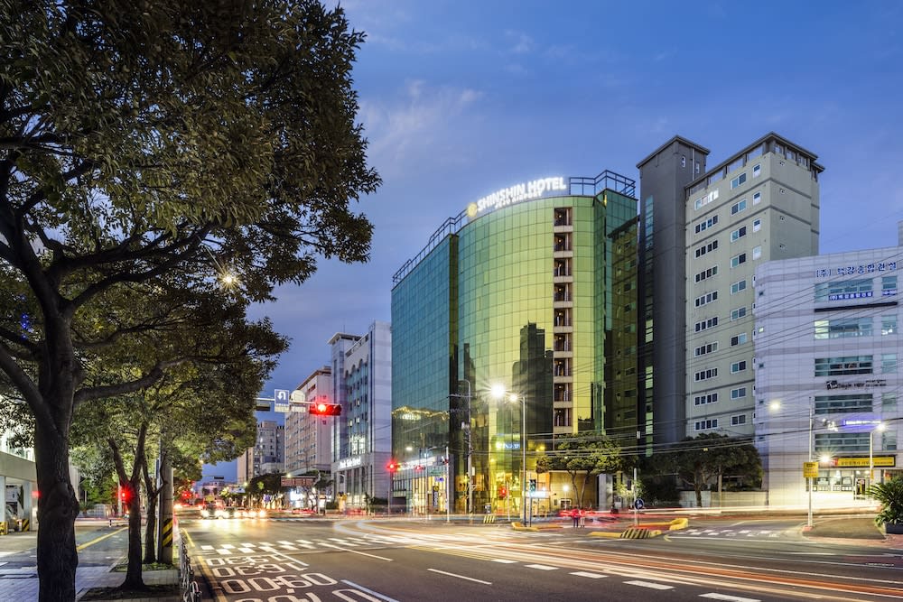 Shin Shin Hotel Jeju Airport 1