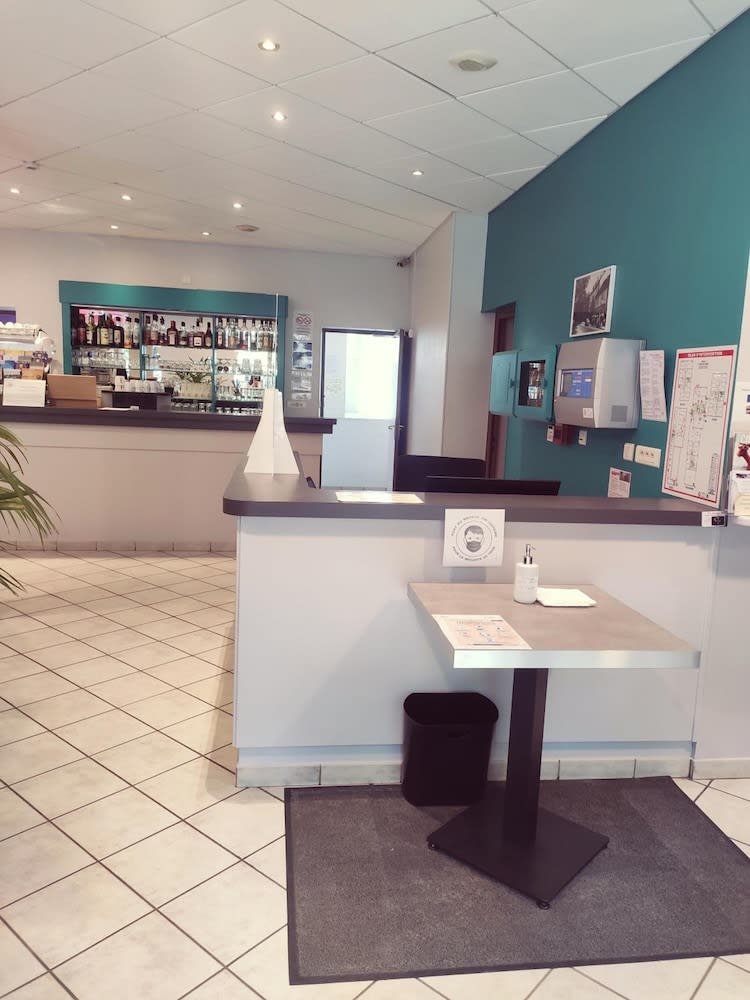 Logis Hotel du Parc-Restaurant - Le Rouget de Lisle 4