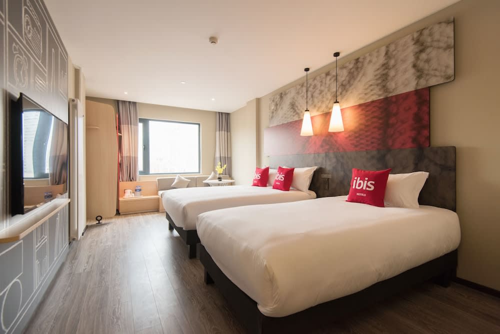 Ibis Xian Xingqing Palace Park Hotel 2