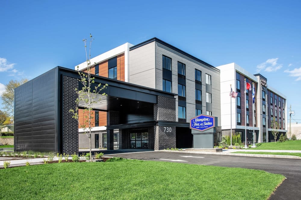 Hampton Inn & Suites by Hilton Québec - Beauport 1
