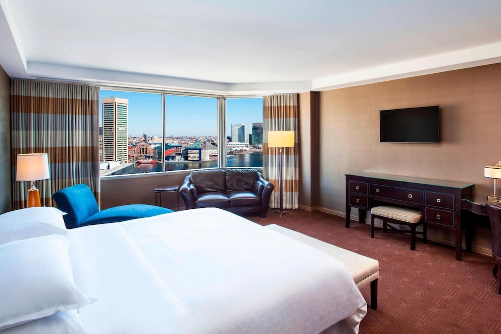 Sheraton Inner Harbor Hotel 4