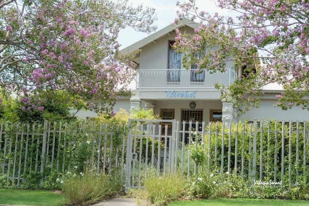 Mirabel Guesthouse 1