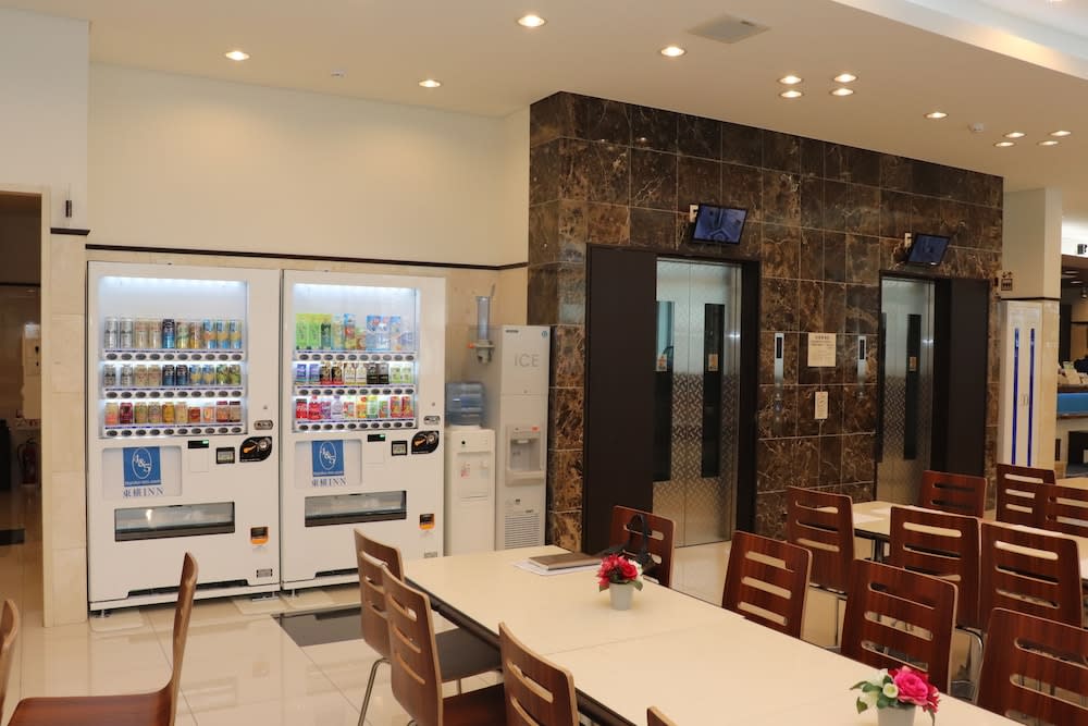 Toyoko Inn Osaka Tenjinbashi-suji Rokuchome 2