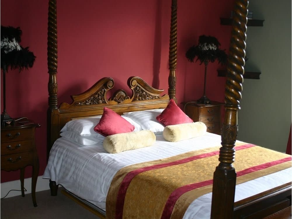 The Tennants Arms Hotel 2