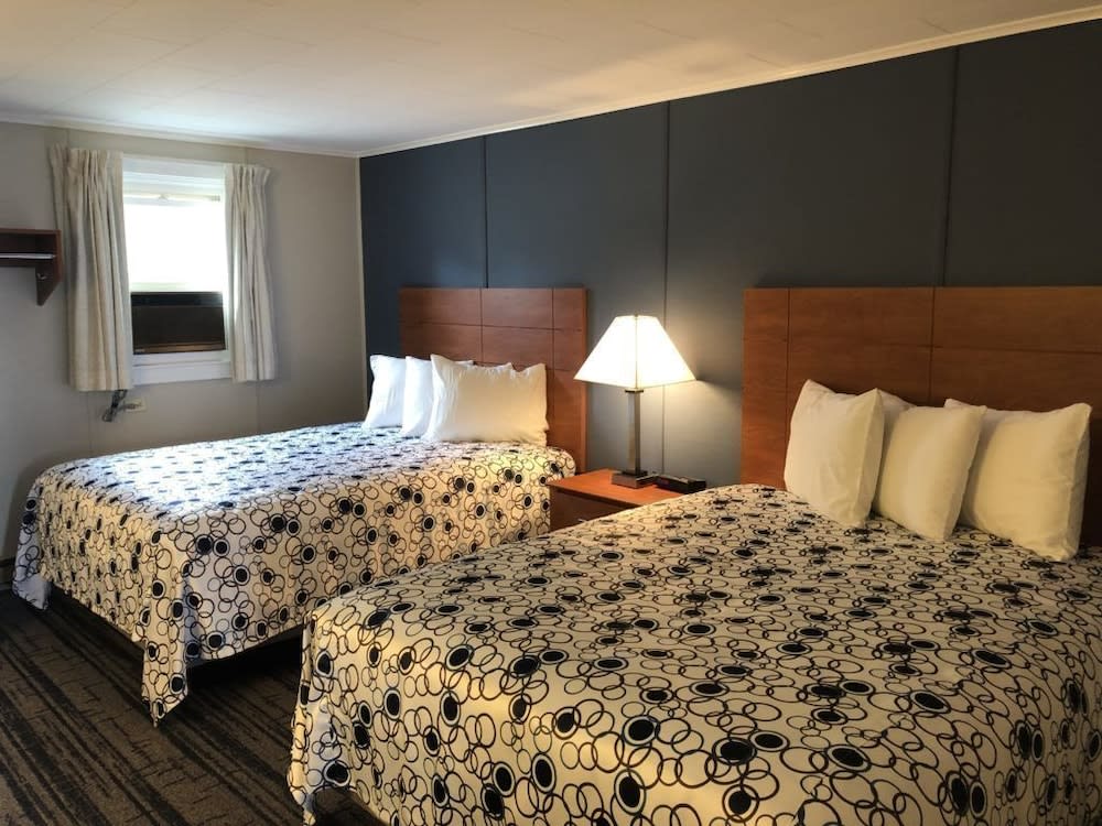 Edenbrook Motel 2