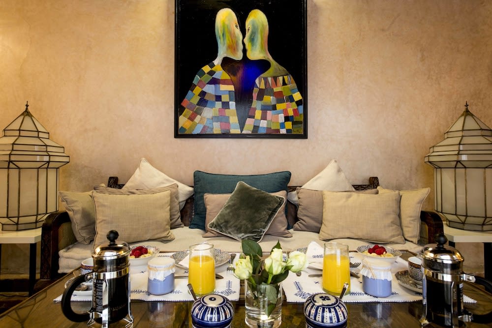 Riad Emotion 1