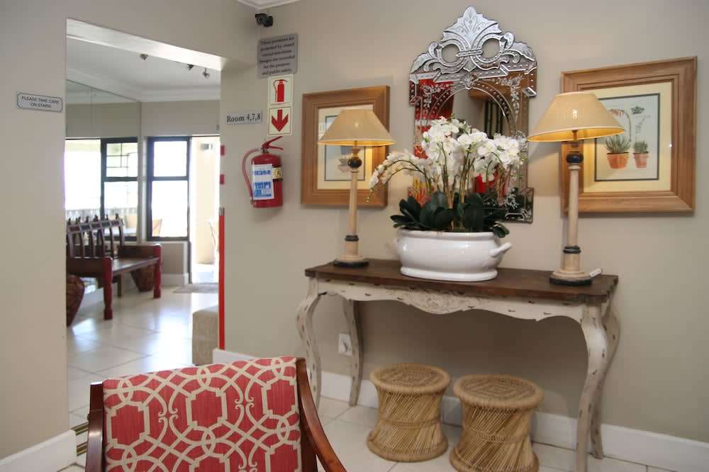 On the Beach Guesthouse Jeffreys Bay 2