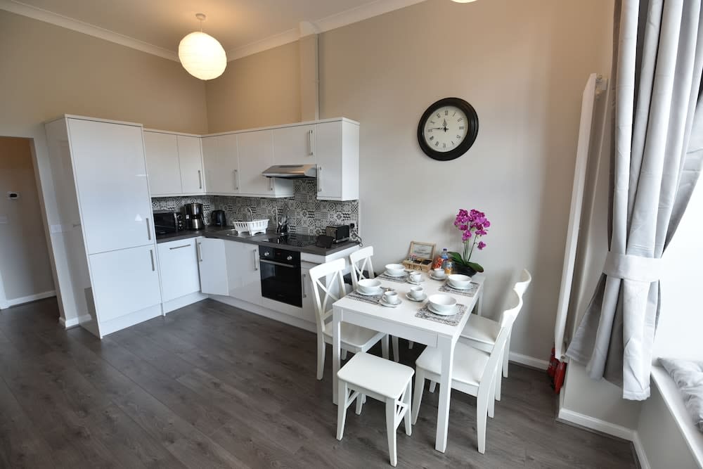 First Pleasance Luxury Apartment 1
