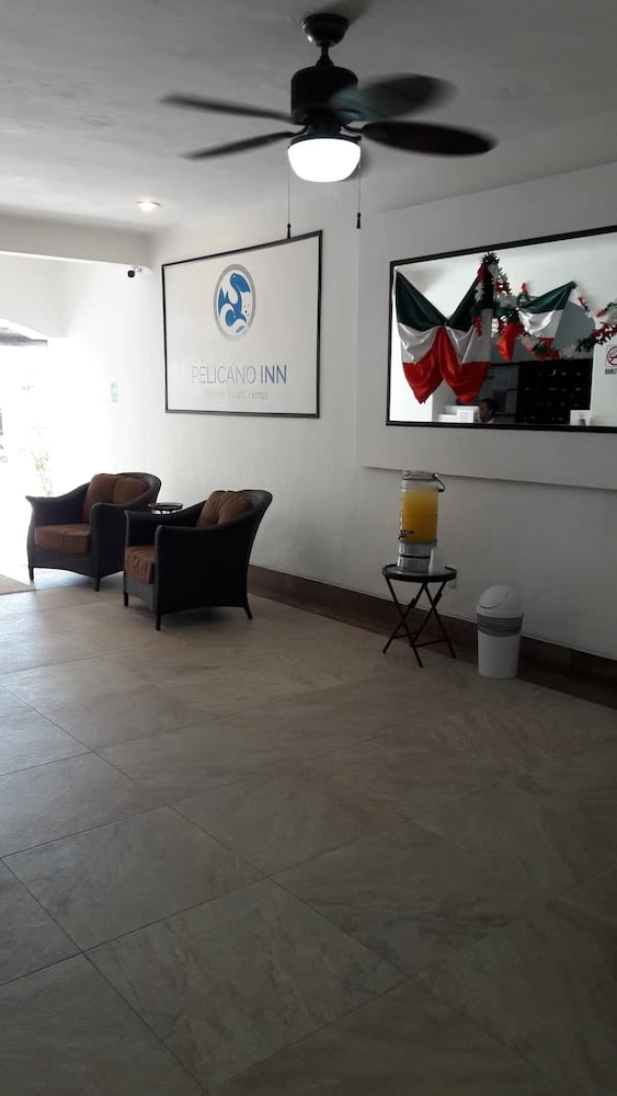 Pelicano Inn Playa del Carmen - Beachfront Hotel 3