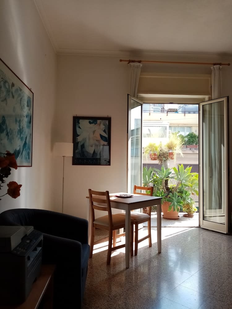 Ariston Petit Hotel 5