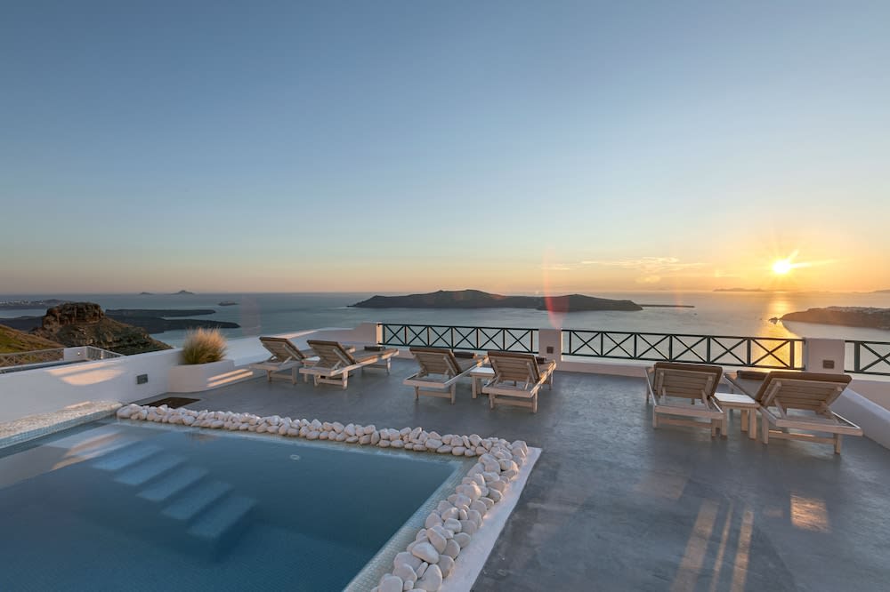 Afroessa Hotel by Caldera Houses 1