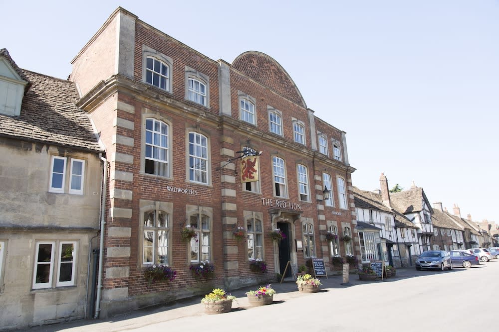 The Red Lion 1