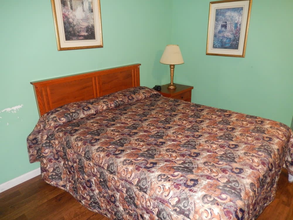 Riverview Motel 2