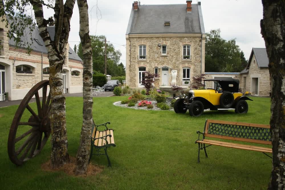 Logis Hotel & restaurant Le Relais De Fleurette 1