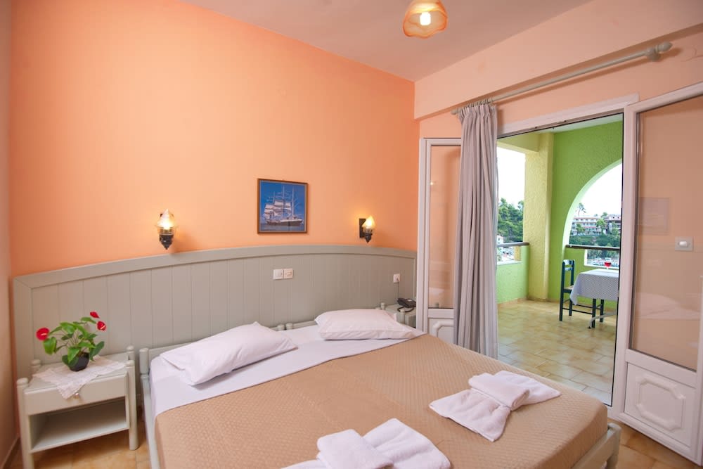Haravgi Hotel 2