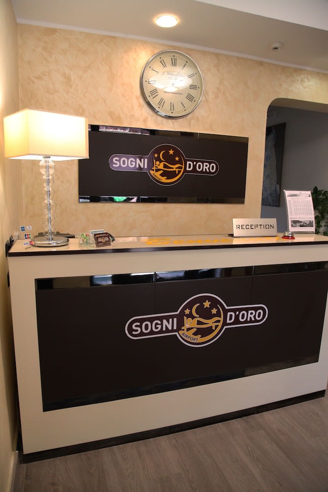 Hotel Sogni D'Oro Airport 4