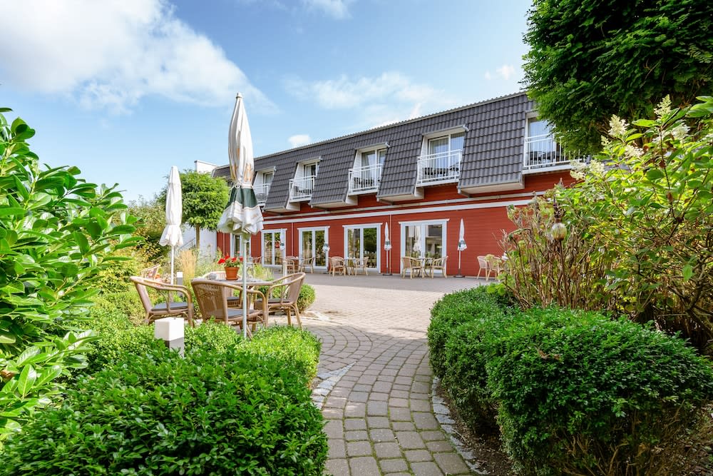 Hotel am Schlosspark garni 1