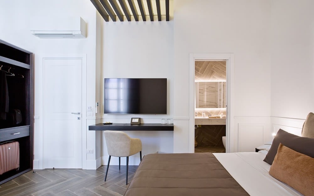 Umberto34-Luxury Home 5