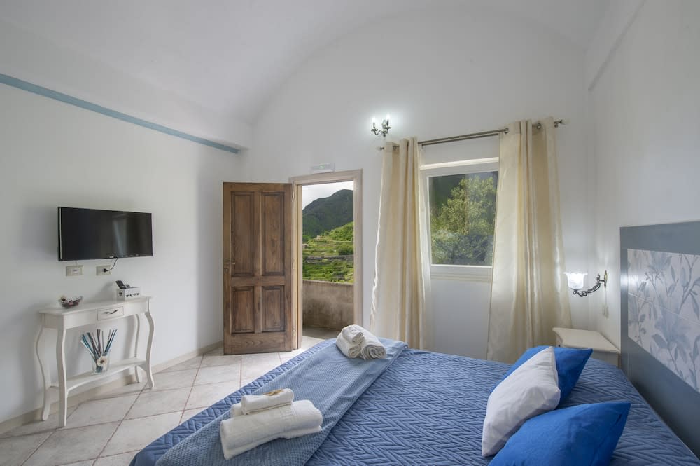 Il Mandorlo 2