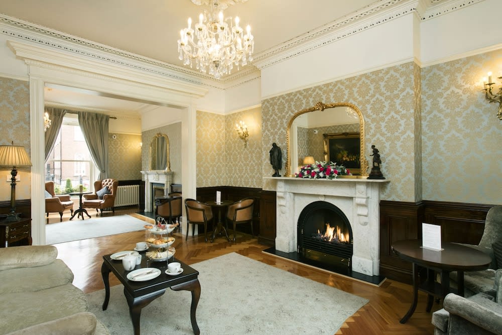 Harcourt Hotel 2