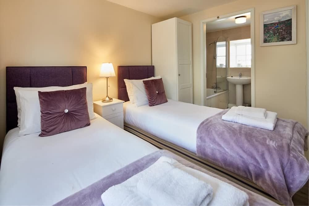 White Horse Farm Inn 5