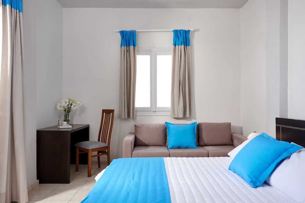 Terra Blue Santorini 3