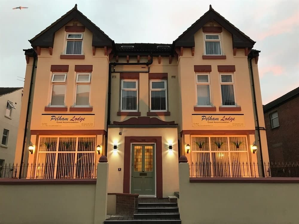 Pelham Lodge 1