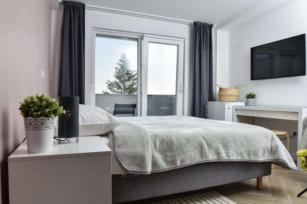 Rooms at Zajčeva 34 1