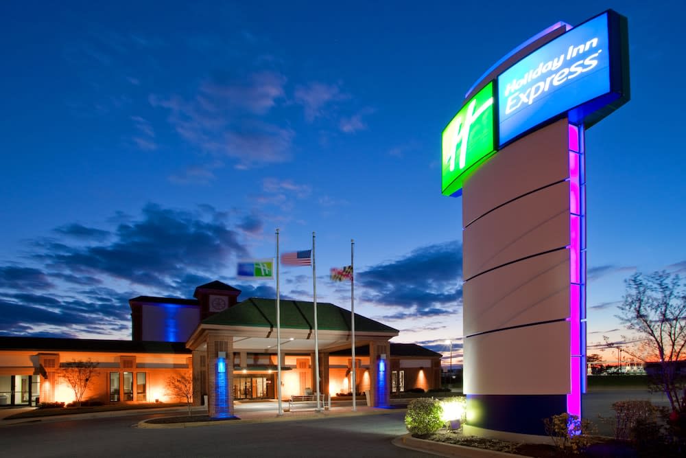 Holiday Inn Express Cambridge by IHG 1