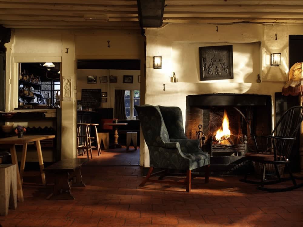 The Olde Bell, BW Signature Collection 2