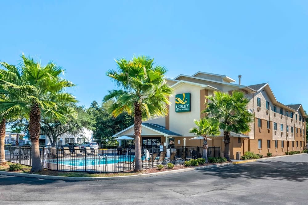 Quality Inn & Suites Leesburg Chain of Lakes 1