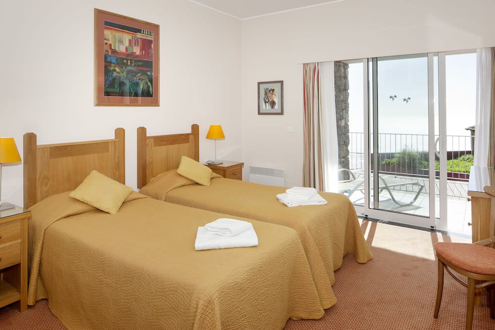 Village Cabo Girao 5