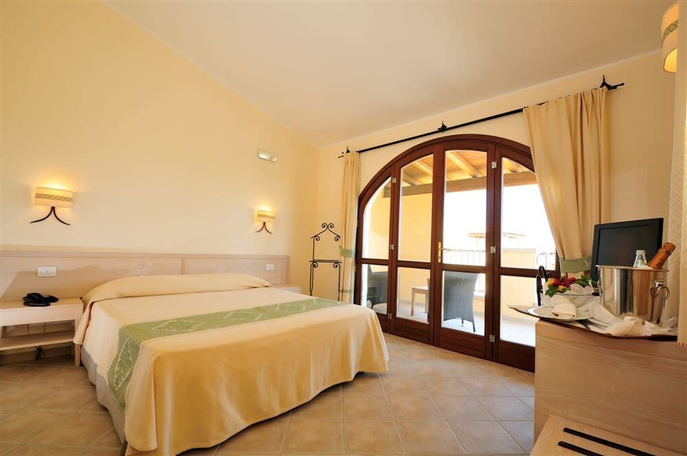 Hotel Baia Del Porto 4