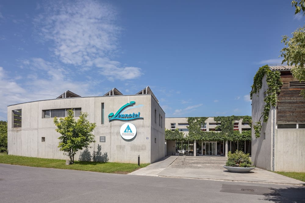 Lausanne Youth Hostel Jeunotel 1