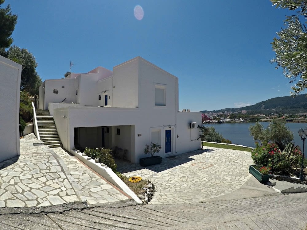 Villa Ariadni 2