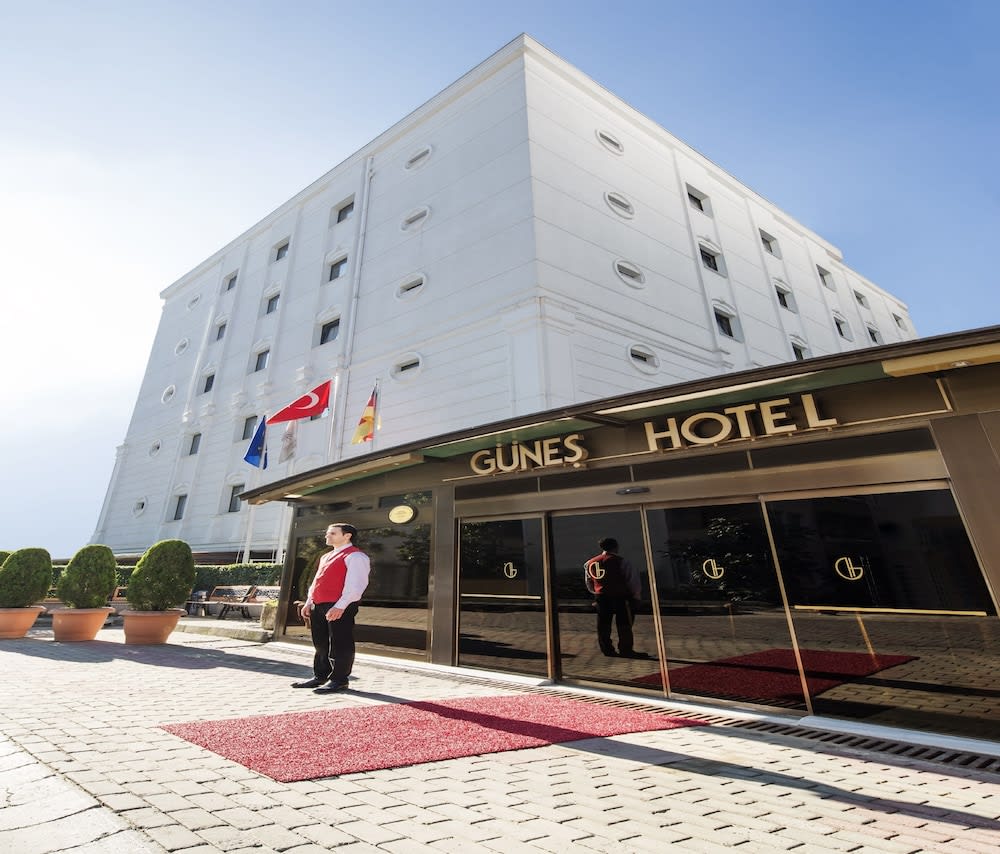 Güneş Hotel Merter 1