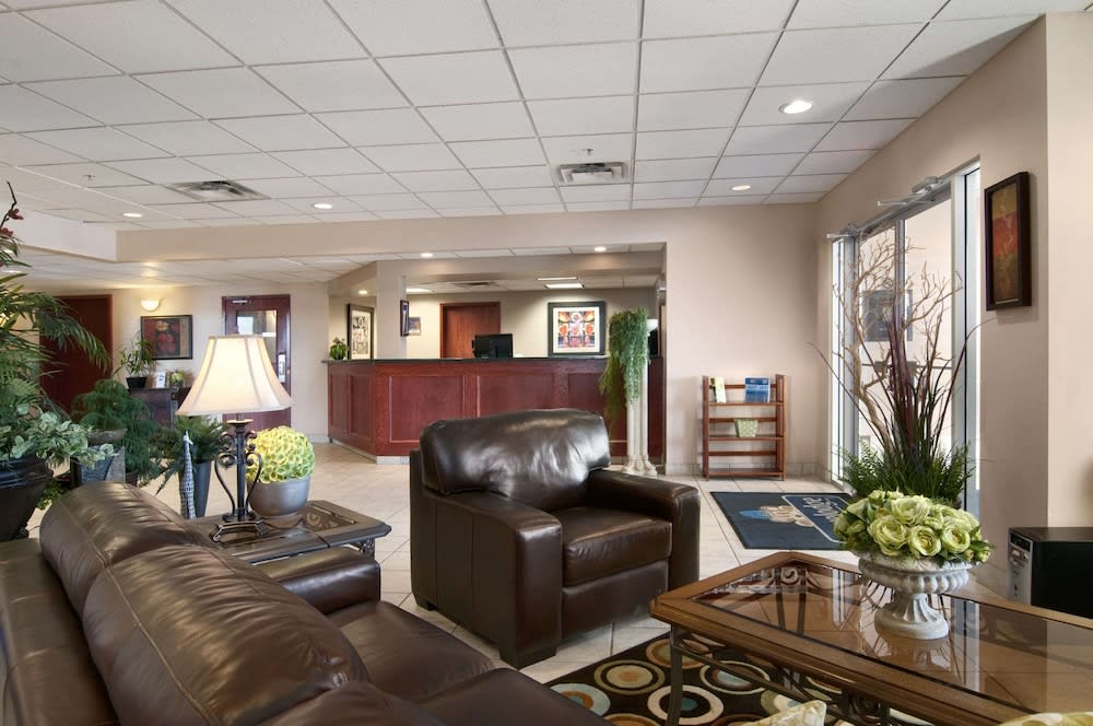 Travelodge by Wyndham Stony Plain 2
