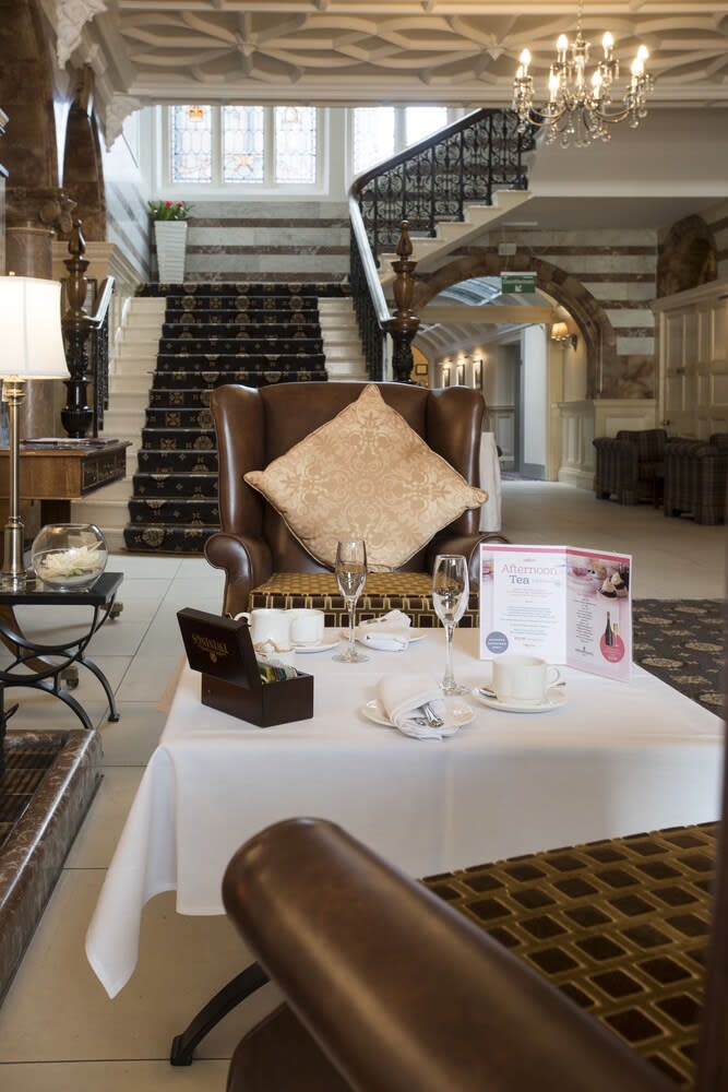 Crown & Mitre Hotel 2