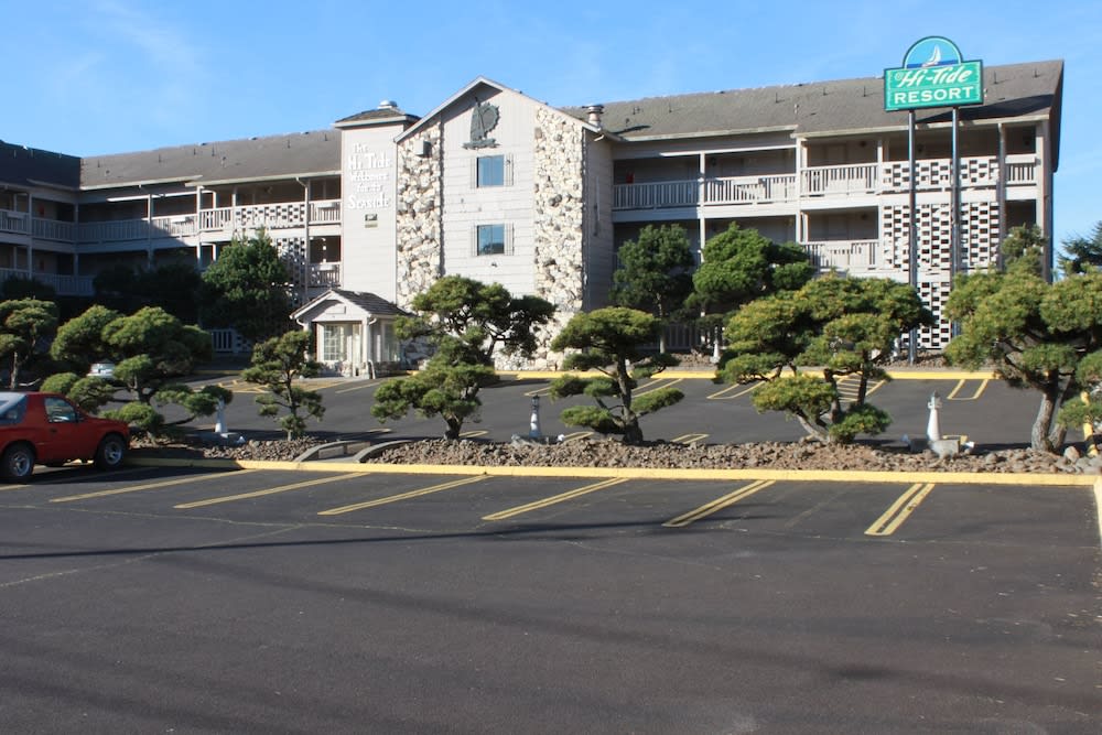Hi Tide Oceanfront Inn 1